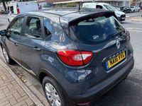 Used Renault Captur Dynamique 90 HP (66 kW) 2016 Beige SUV