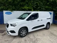Used Vauxhall Combo Sportive 100 HP (73 kW) 2020 White MPV