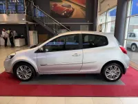 Used Renault Clio IV Dynamique 100 HP (73 kW) 2012 Silver Hatchback