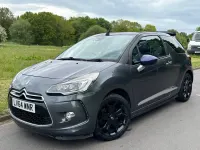 Usado Citroën DS3 Cabriolet 155 HP (114 kW) 2014 Cinzento Cabrios