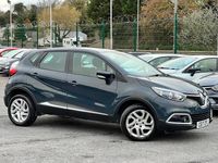 Begagnad Renault Captur Dynamique 90 HK (66 kW) 2017 Blå SUV