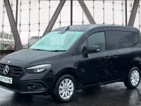 Uusi Mercedes eCitan Premium 89 kW (122 HP) 2025 Musta Van
