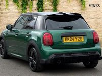 Używany Mini Cooper Hatch 134 KM (98 kW) 2024 Zielony Hatchback
