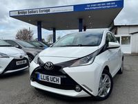Used Toyota Aygo x-press 68 HP (50 kW) 2016 White Hatchback
