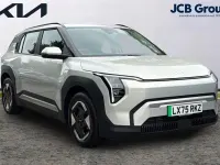 Used Kia EV3 Air 147 kW (201 HP) 2025 Silver SUV