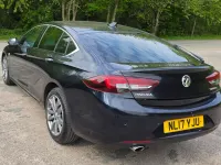 Second-hand Vauxhall Insignia Elite 2017 Albastru Hatchback