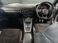 Used Audi TT Black Edition 230 HP (169 kW) 2018 White Coupe