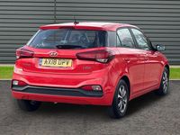 Used Hyundai i20 SE 84 HP (61 kW) 2018 Red Hatchback