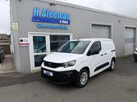 Used Peugeot Partner 100 HP (73 kW) 2020 White MPV