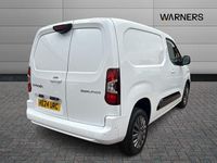 Used Citroën Berlingo 101 HP (74 kW) 2024 White MPV