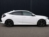 Used Honda Civic SR 126 HP (92 kW) 2019 White Hatchback