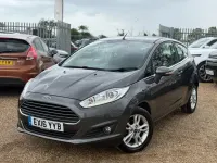 Käytetty Ford Fiesta Zetec 2016 Harmaa Viistoperä
