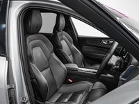 Used Volvo XC60 Plus 250 HP (183 kW) 2022 Silver SUV