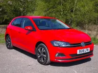 Used VW Polo SE 95 HP (69 kW) 2018 Red Hatchback