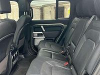 Used Land Rover Defender SE Dynamic 300 HP (220 kW) 2023 Green SUV