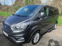 Begagnad Ford Tourneo Custom Titanium 130 HK (95 kW) 2021 Grå Van