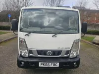 Usado Nissan Cabstar 2016 Branco Pickup