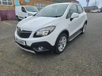 Used Vauxhall Mokka 2016 White SUV