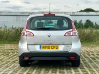 Used Renault Scénic Dynamique 2010 Silver MPV