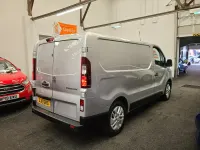 Used Renault Trafic 2019 Silver MPV