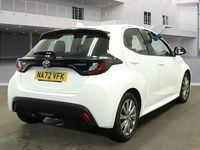 Begagnad Toyota Yaris 116 HK (85 kW) 2022 Halvkombi