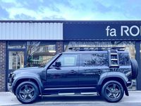 Used Land Rover Defender SE Dynamic 2022 Santorini black metallic Estate