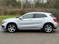 Used Mercedes GLA200 Executive 156 HP (114 kW) 2017 Silver SUV