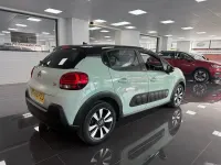 Gebraucht Citroën C3 Flair 82 PS (60 kW) 2018 Grün Kleinwagen