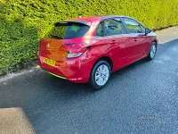Used Citroën C4 Flair 100 HP (73 kW) 2015 Red Hatchback