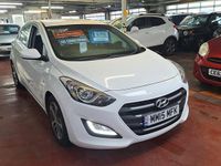 Used Hyundai i30 SE 120 HP (88 kW) 2015 White Hatchback