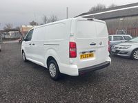 Used Vauxhall Vivaro 145 HP (106 kW) 2023 White MPV