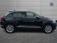 Usado VW T-Roc Style 150 HP (110 kW) 2025 Preto SUV