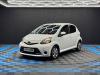 Used Toyota Aygo Style 2014 White Hatchback