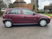 Used Vauxhall Corsa Elegance 79 HP (58 kW) 2003 Red Hatchback