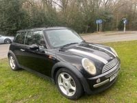 Usado Mini Cooper Hatch 2003 Negro Utilitario