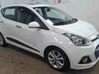 Used Hyundai i10 Premium SE 87 HP (63 kW) 2015 White Hatchback