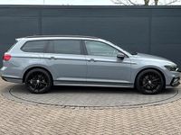 Begagnad VW Passat R-line Edition 237 HK (174 kW) 2021 Grå Kombi