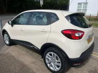 Used Renault Captur Dynamique 2017 Cream SUV