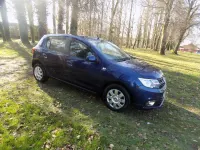 Usado Dacia Sandero Lauréate 90 CV (66 kW) 2017 Azul Utilitario