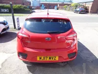 Używany Kia Ceed 135 KM (99 kW) 2017 Czerwony Hatchback