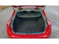 Used Mercedes C200 Exclusive Luxury 200 HP (147 kW) 2023 Red Estate