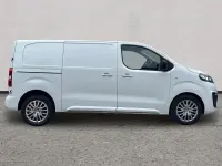 Used Vauxhall Vivaro S 99 HP (72 kW) 2023 White MPV