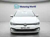 Używany VW Golf VIII S 130 KM (95 kW) 2023 Biały Hatchback