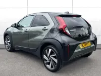 Used Toyota Aygo X 72 HP (52 kW) 2023 Green SUV