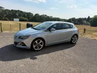 Used Vauxhall Astra Edition 115 HP (84 kW) 2014 Silver Hatchback