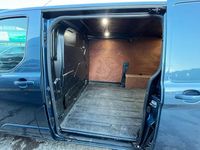Used Ford Transit Custom Limited 130 HP (95 kW) 2020 Blue Van