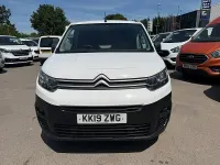 Used Citroën Berlingo Start 100 HP (73 kW) 2019 White MPV