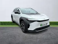 Used Toyota bZ4X 150 kW (204 HP) 2024 White SUV