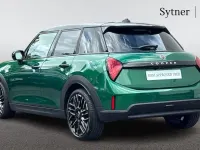 Used Mini Cooper Hatch 154 HP (113 kW) 2024 Green Hatchback