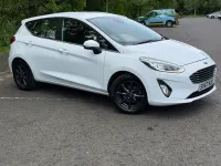 Używany Ford Fiesta Zetec 100 KM (73 kW) 2017 Biały Hatchback